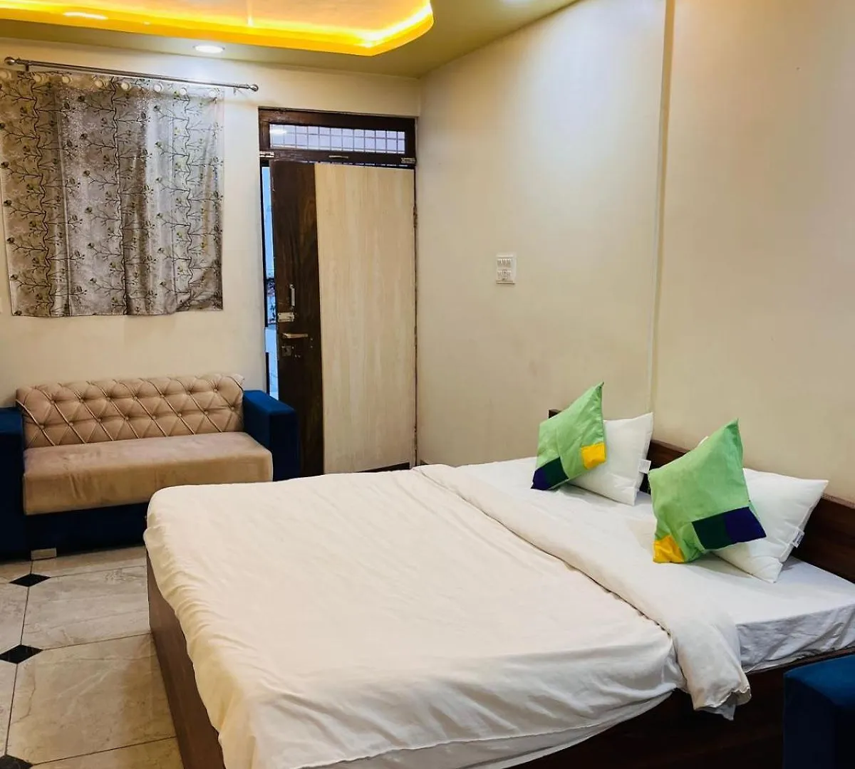 Premium Taj Homestay Agra  India