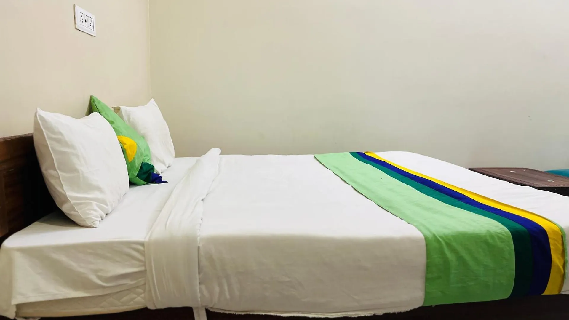 Premium Taj Homestay Agra